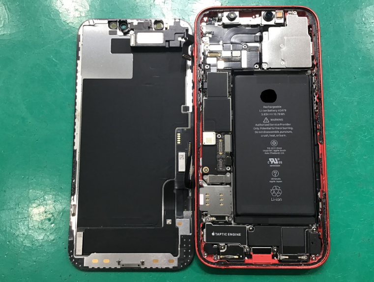 iPhone12の修理はデータそのまま・最短即日修理のスマホ修理工房中野ブロードウェイ店にご相談ください！！